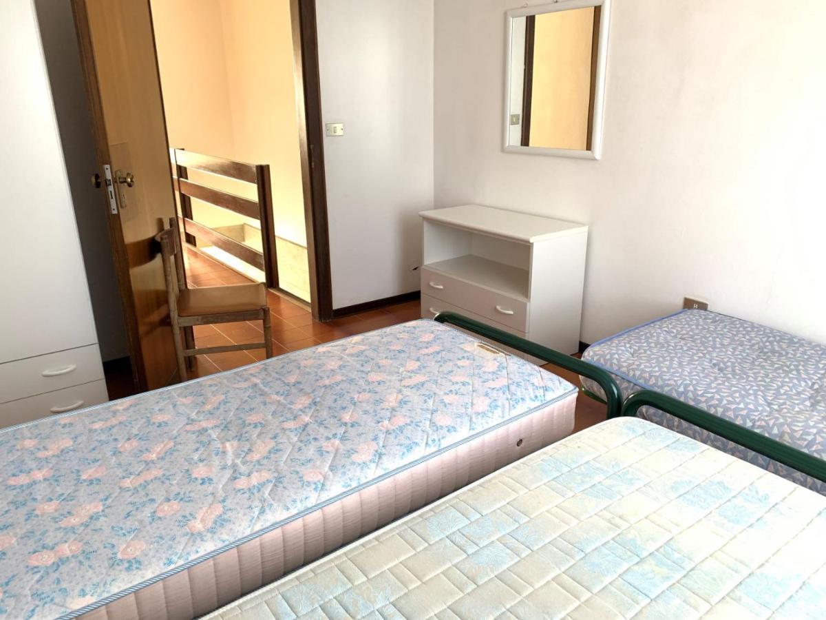 Residence Penelope - Walterigato Apartments Solo Per Famiglie Лідо-ді-Єзоло Екстер'єр фото